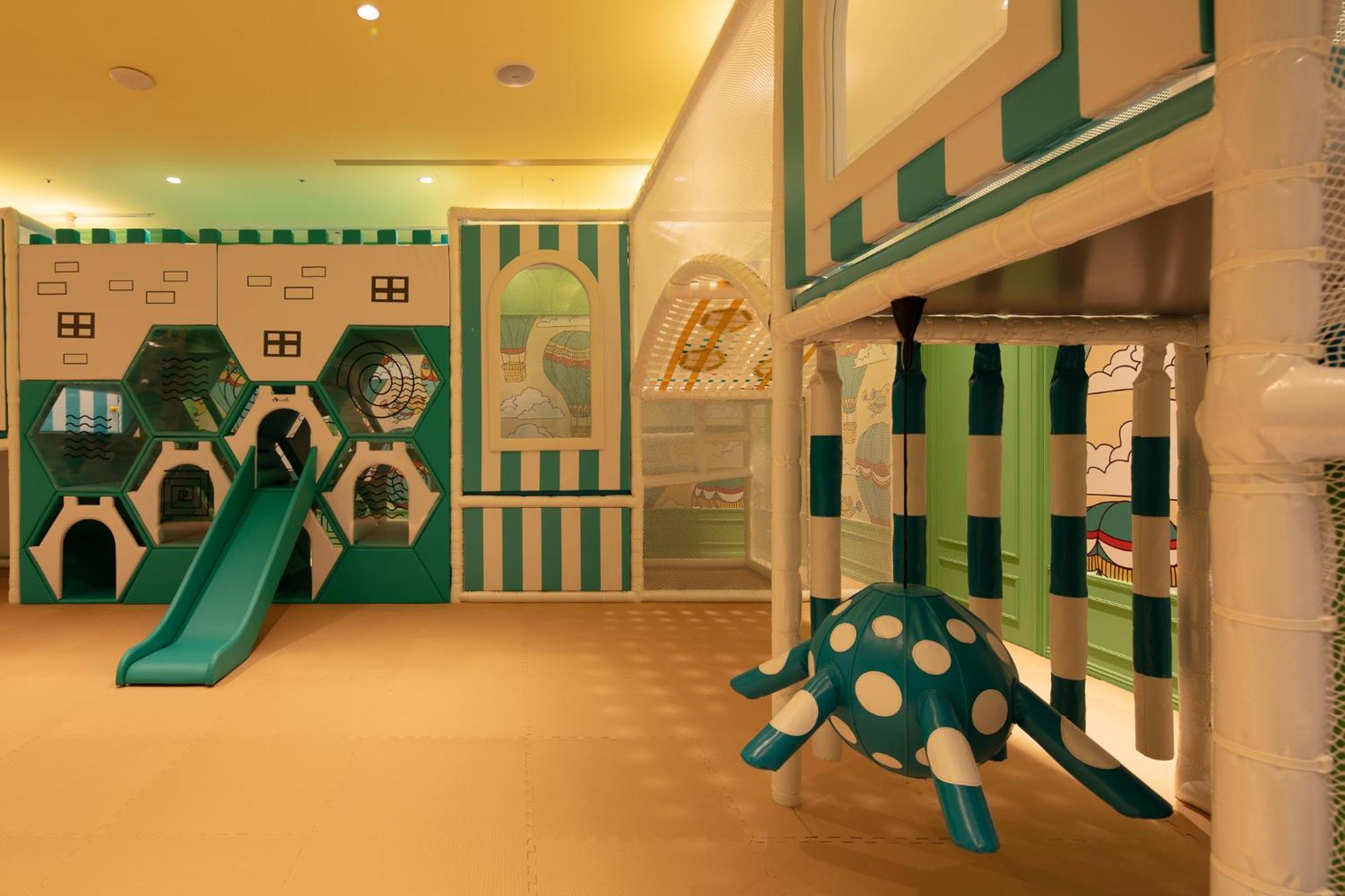 Roaders - Theme Hotel Taipei